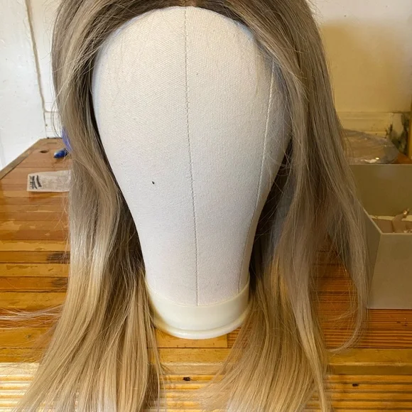 Blonde Hairvivi wig Allie - Picture 6 of 9